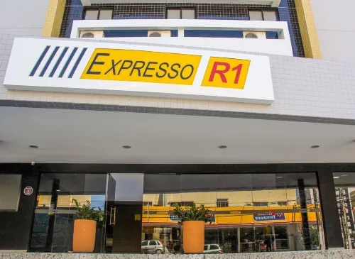 Expresso R1 Extérieur Photos