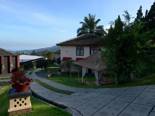 The Jayakarta Cisarua Inn & Villas Eksterior Photos
