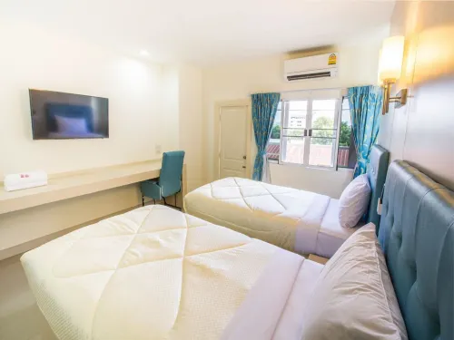 P.A. Thani Hotel Photos