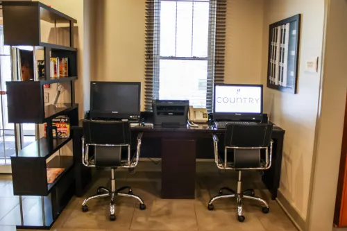 Country Inn & Suites by Radisson, Washington Dulles International Airport, VA Featured Photos