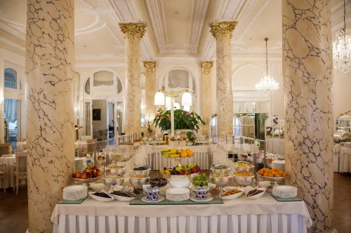 Grand Hotel Rimini Restauration Photos