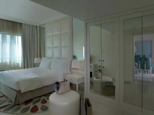 Damac Maison Dubai Mall Street Camere Photos