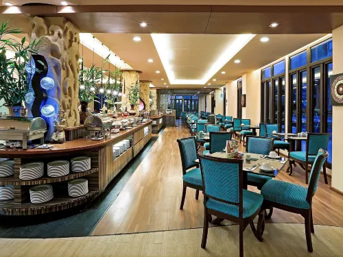 Novotel Phuket Vintage Park Resort Питание Photos