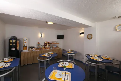 Appart'City Classic Nantes Viarme - Appart Hôtel Restauration Photos