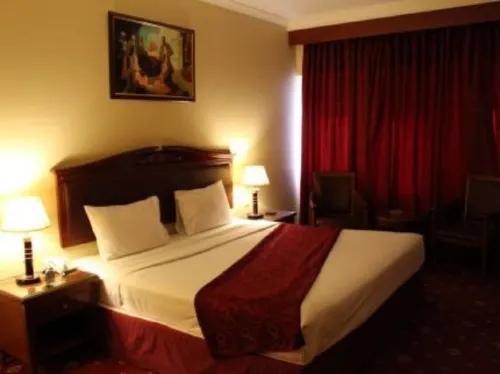 Mount Royal Hotel Photos