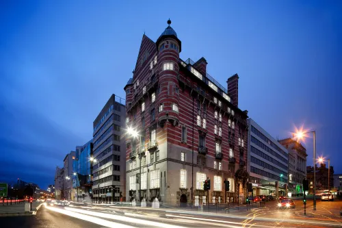 30 James Street Circondario Photos