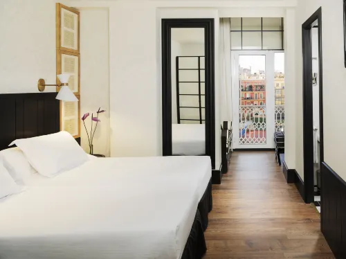 Boutique Hotel H10 Catalunya Plaza Zimmer Photos