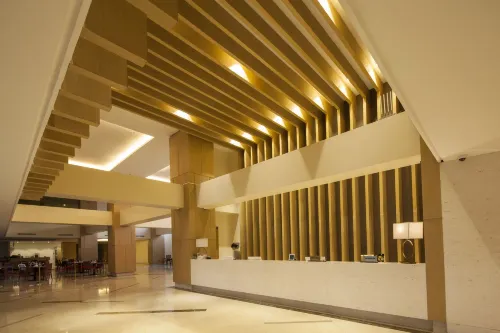 Royce Hotel & Casino Area Publik Photos