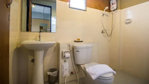 B2 Santitham (Wat Jed Yod) Boutique & Budget Hotel Photos