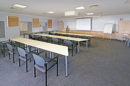Y Motels Rockhampton Business Facilities Photos