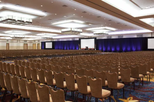 JW Marriott Indianapolis Business Photos