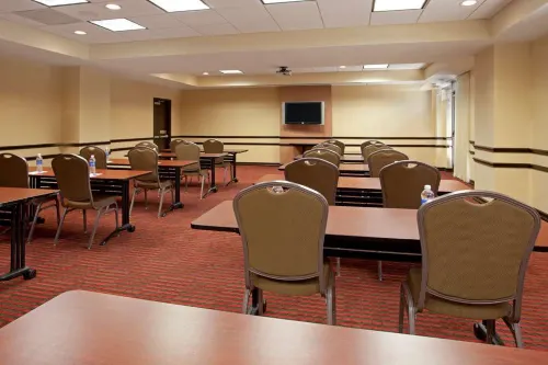 Hyatt Place Tempe/Phoenix Airport Business Facilities Photos
