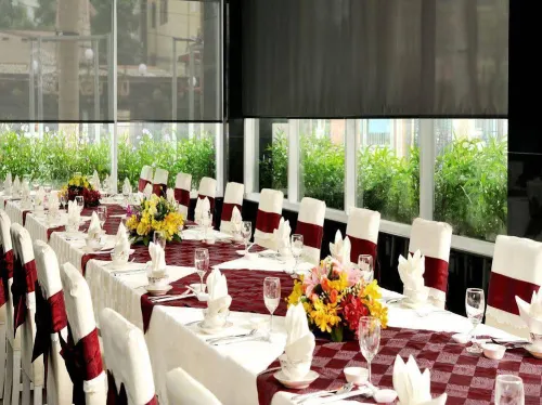 Becamex Hotel Thu Dau Mot Ristorazione Photos