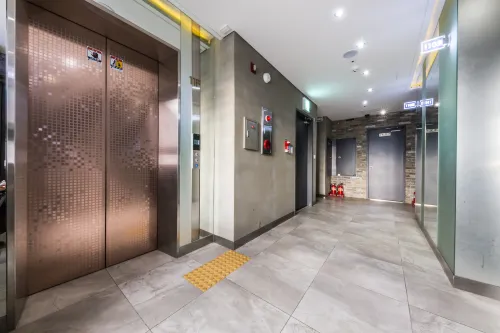 Hertz Hotel Espaces publics Photos