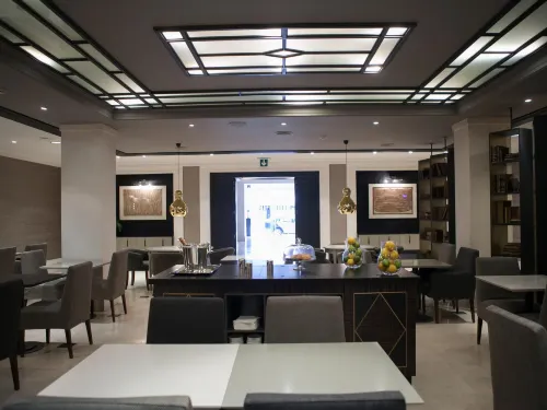 Hotel Balmoral Spisning Photos