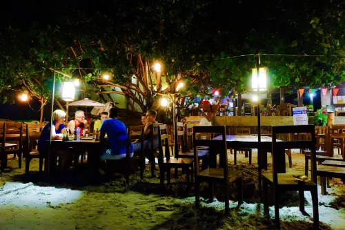 La Lune Beach Resort Питание Photos