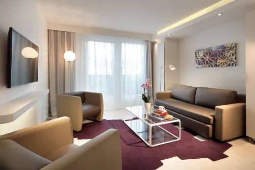 Eurostars Book Hotel Номера Photos