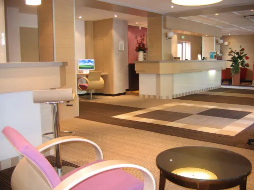 ibis Styles Annecy Gare Centre Espaces publics Photos
