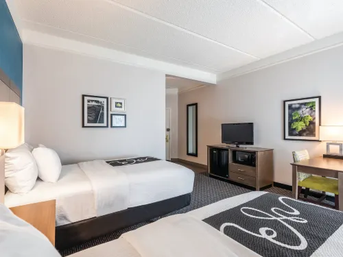 La Quinta Inn & Suites by Wyndham Orlando Lake Mary Chambres Photos