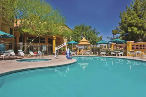 La Quinta Inn & Suites by Wyndham Tucson Airport Leisure & Recreation Photos