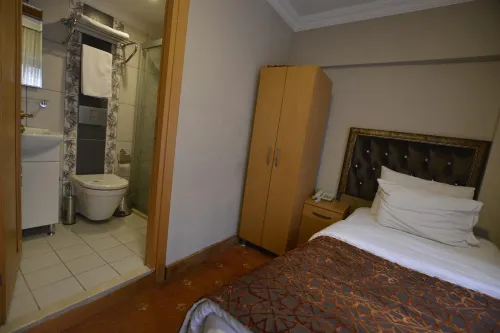 Palace Point Hotel Photos