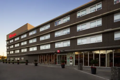 Ibis Barcelona Aeropuerto Viladecans Esterni Photos