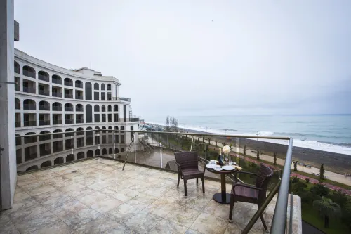 Colosseum Marina Hotel Рядом с отелем Photos
