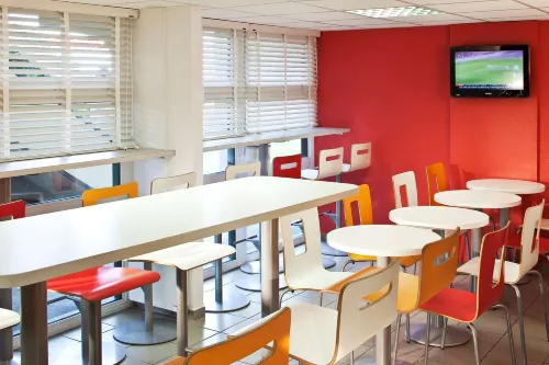 Hôtel Première Classe Villejust Restauration Photos