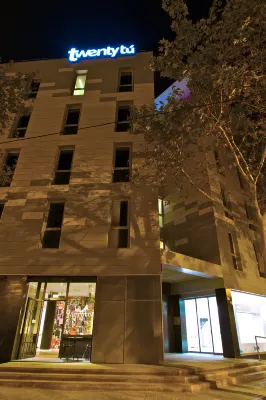 Twentytu Hostel Barcelona Udvendigt Photos