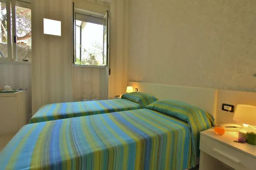Hotel Baia Azzurra 4 stelle Camere Photos