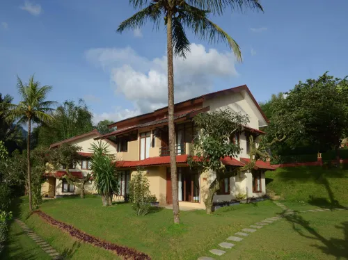 The Jayakarta Cisarua Inn & Villas Eksterior Photos
