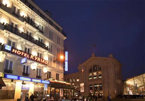 Timhotel Paris Gare du Nord À proximité de l'hôtel Photos
