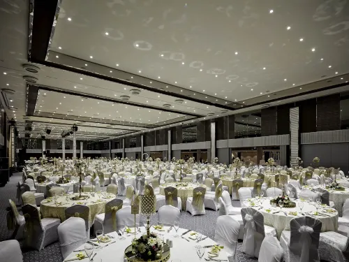 Pullman Istanbul Hotel & Convention Center Restauration Photos