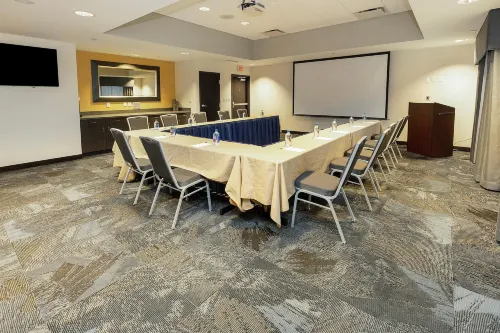 Hampton Inn & Suites West Morgantown University Towne Centre Business Facilities Photos