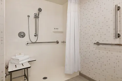 Crowne Plaza Philadelphia - King of Prussia Photos
