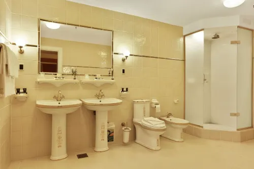 Hotel Royal Photos