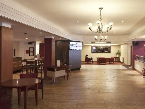 DoubleTree by Hilton London Ealing Public Areas Photos