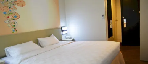 Cordela Hotel Cirebon Photos