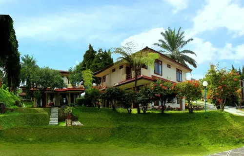 The Jayakarta Cisarua Inn & Villas Eksterior Photos