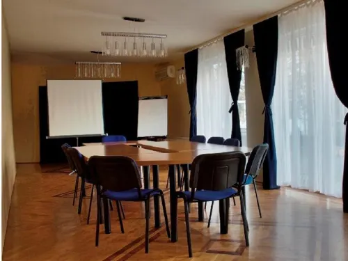 Classic Hotel Business Facilities Photos