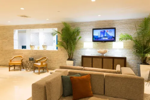 Best Western Plus Atlantic Beach Resort Public Areas Photos