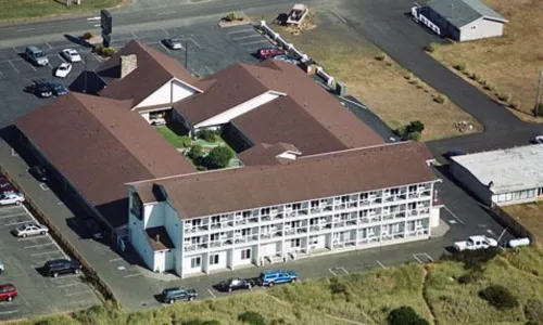 Coratel Inn and Suites by Jasper Ocean Shores Exterior Photos