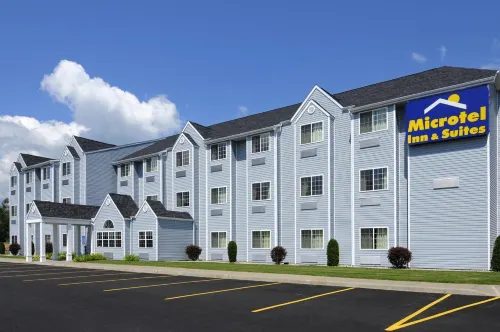 Microtel Inn & Suites by Wyndham Plattsburgh Ngoại thất Photos