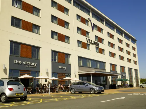 Village Hotel Swansea Esterni Photos