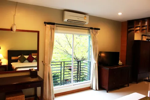 Hua Hin White Sand Photos