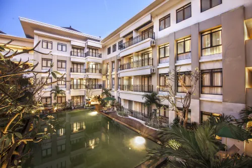 Grand Kuta Hotel and Residence Общественные зоны Photos