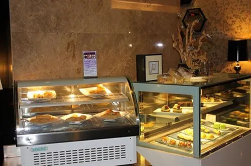 Amaroossa Hotel Bandung Indonesia Makanan Photos