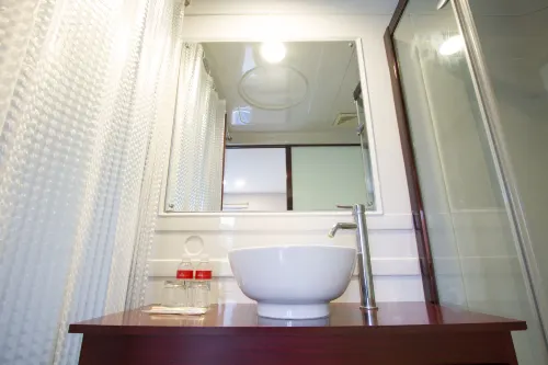Mars City Hotel Kamar Photos