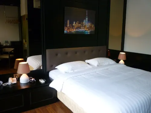 Manhattan Business Hotel Damansara Perdana Photos
