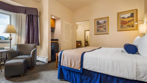 Best Western Plus Silver Saddle Inn Photos